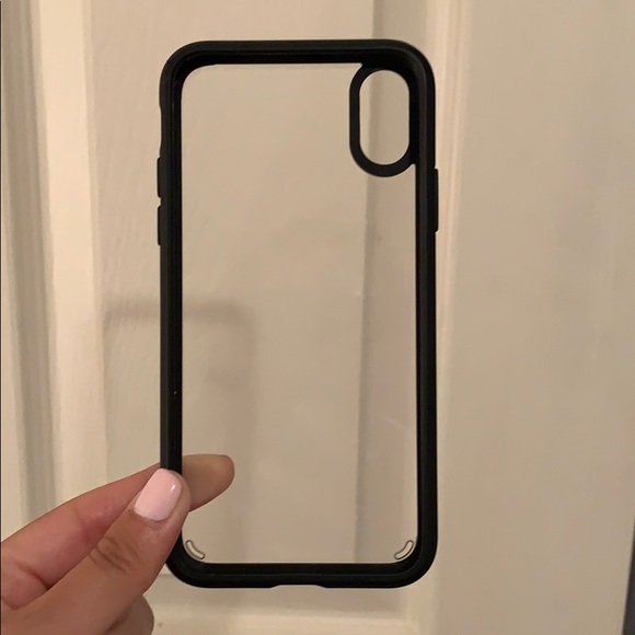 iPhone Xs clear case - Picture 3 of 4
